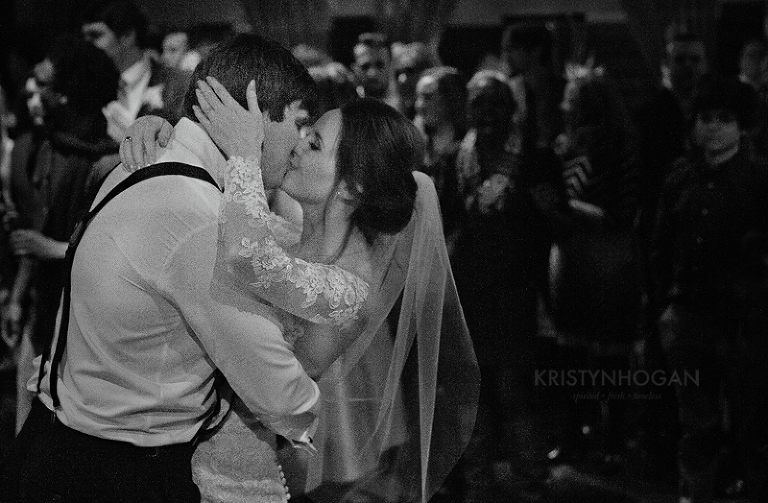 Kristyn_Hogan_Nashville_Winter_Wedding_22
